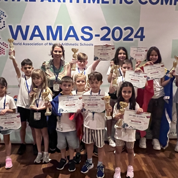 SmartyKids Militari campioni la Olimpiada Internațională de Aritmetică Mentală Wamas 2024 Dubai